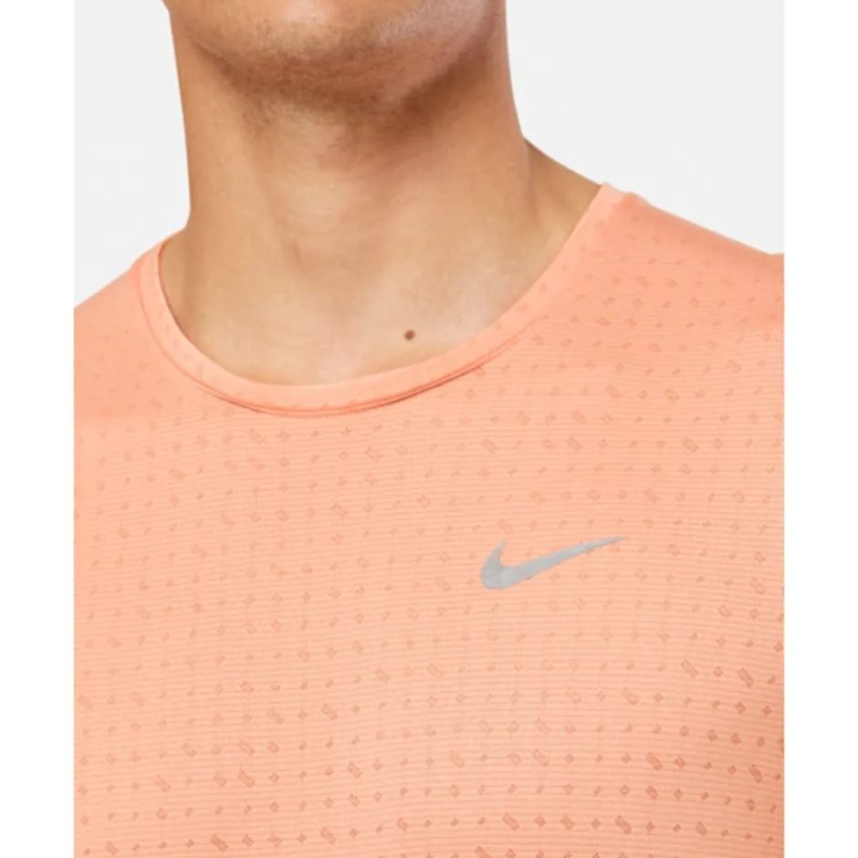 Mens Miler Breathe T-Shirt-Nike Outlet
