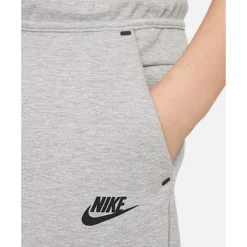 Older Kids Tech Fleece Shorts-Nike Fashion