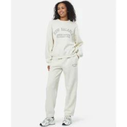 Womens Fleece Graphic Joggers-New Balance Sale