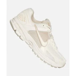 Womens Zoom Vomero 5-Nike Outlet